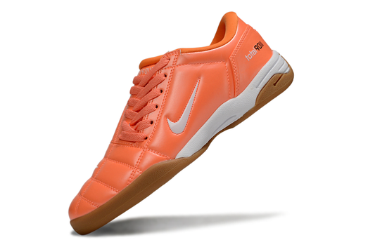 Nike T90 IC