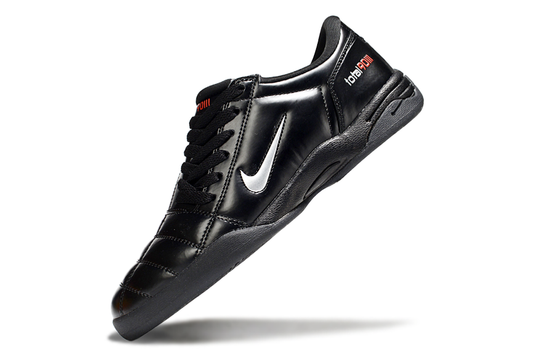 Nike T90 IC