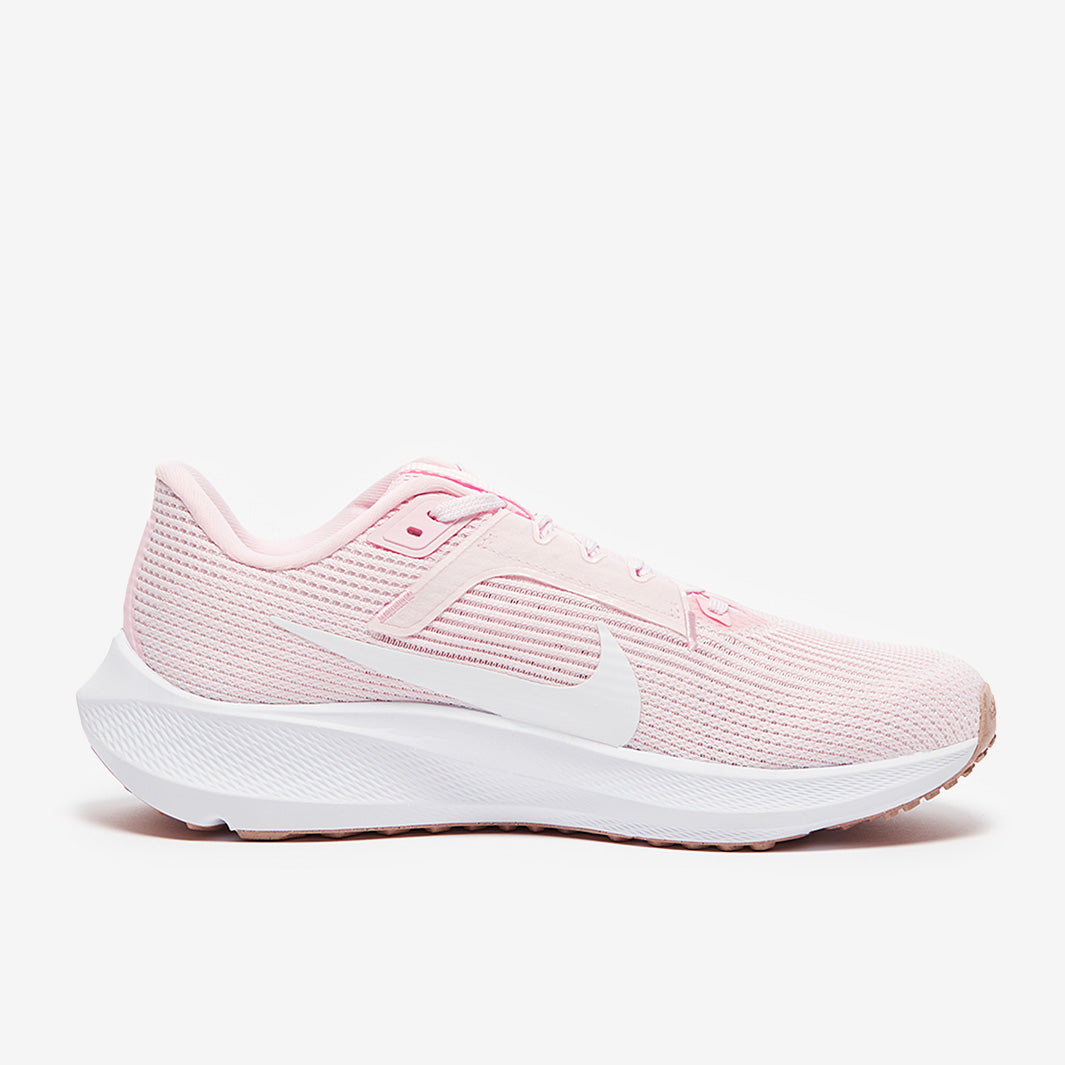 Nike Womens Pegasus 40