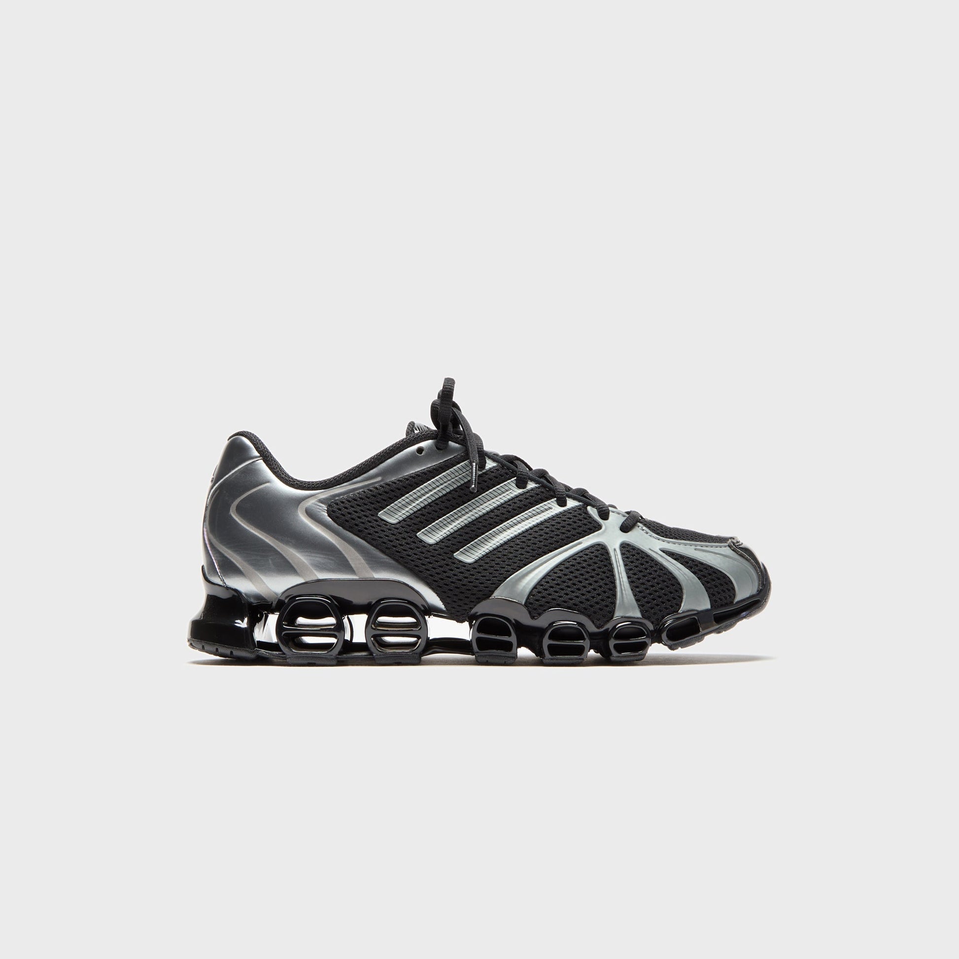 adidas WMNS Mega Ghostride - Core Black / Iron Metallic / Core Black