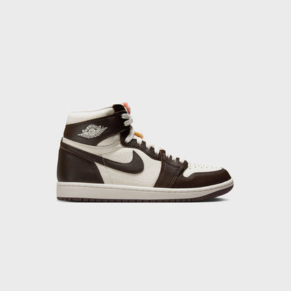 Nike WMNS Air Jordan 1 Retro High OG - Baroque Brown / Sail / Light Madder Root
