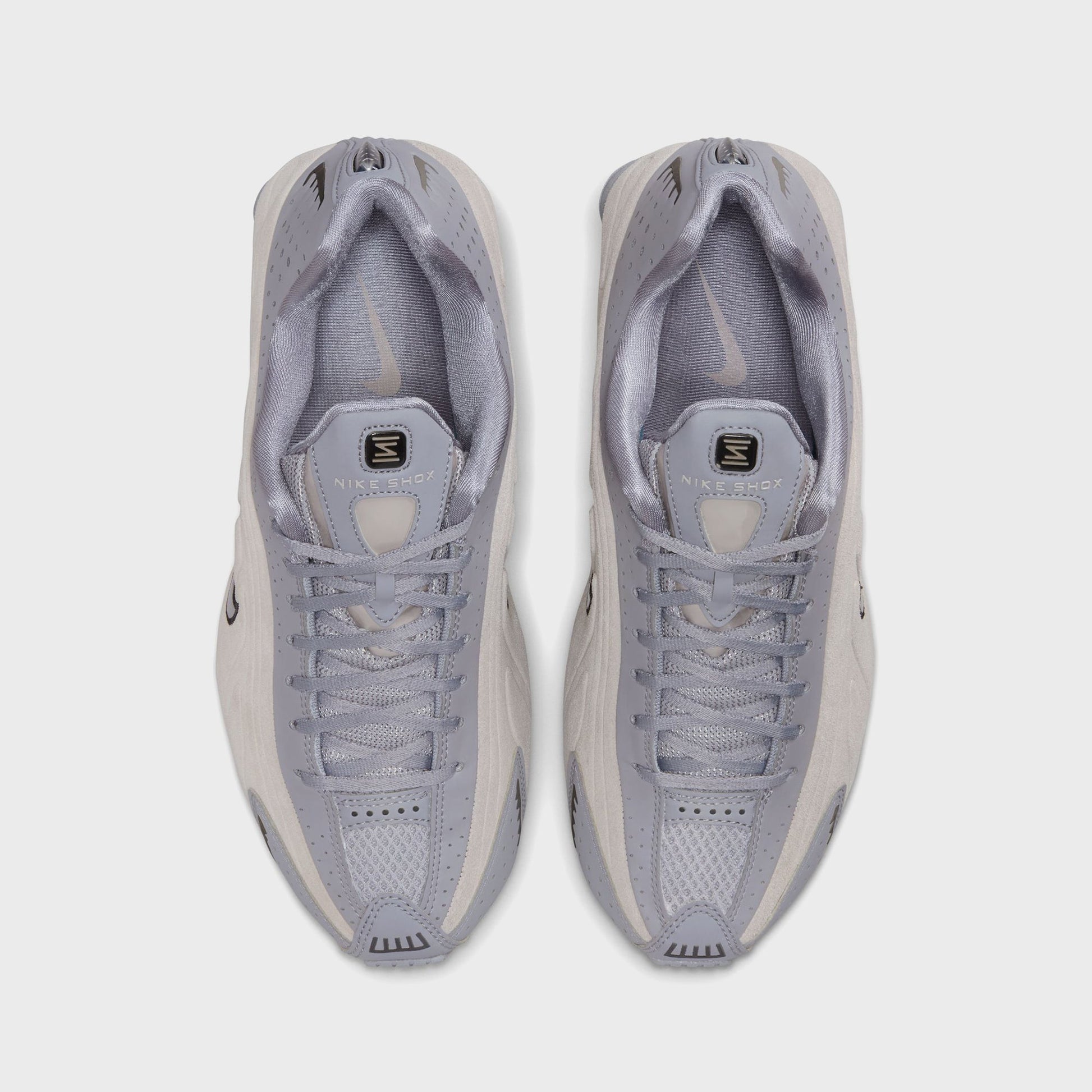 Nike WMNS Shox R4 - Cement Grey / College Grey / Metallic Silver / Black