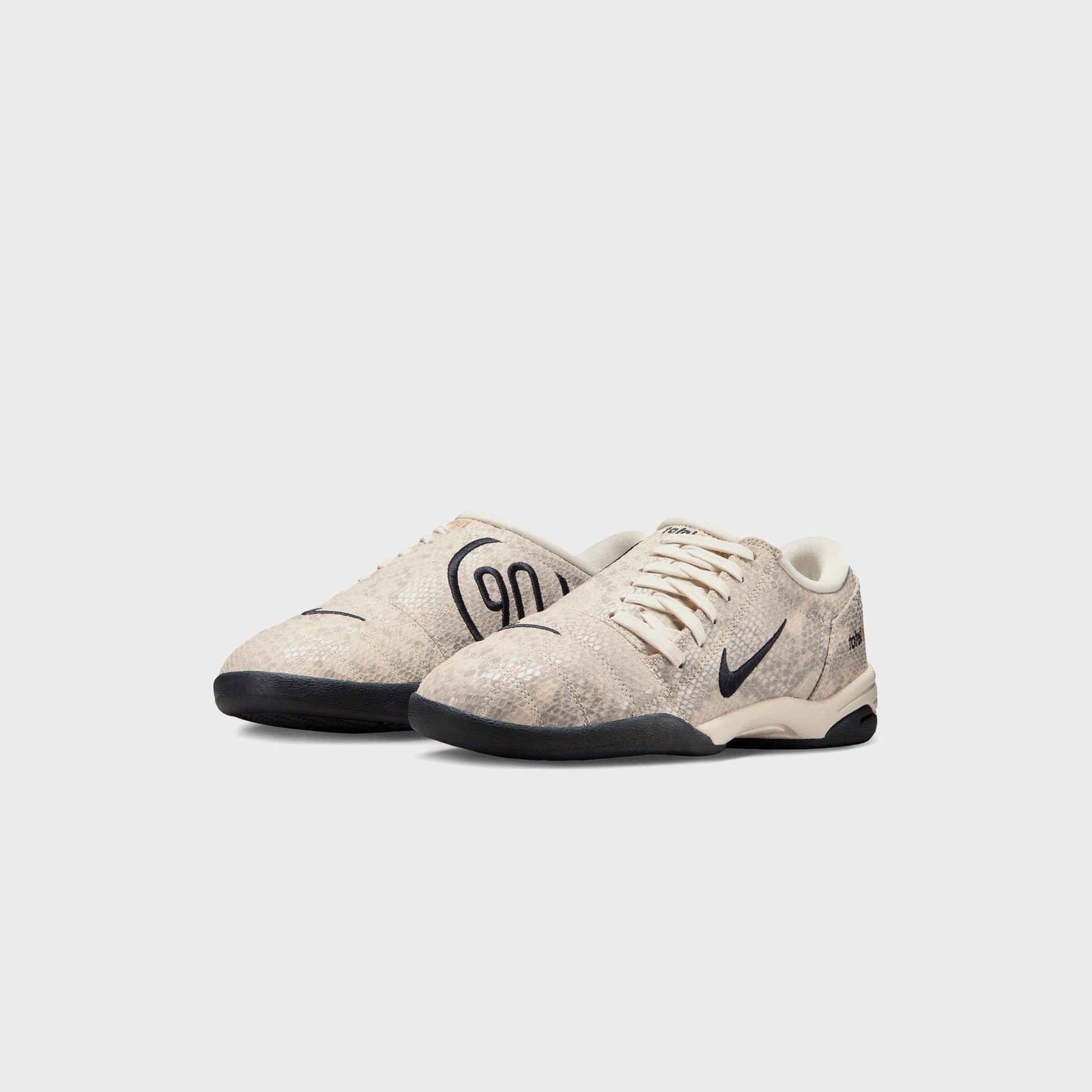 Nike WMNS T90 SP - Pale Ivory / Black