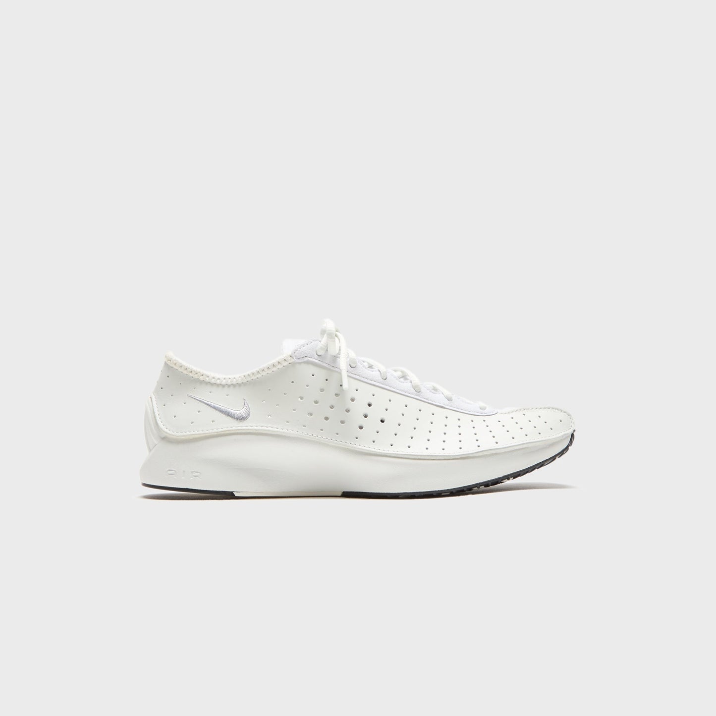 Nike WMNS Air Superfly - White / Metallic Silver / Black / Sail