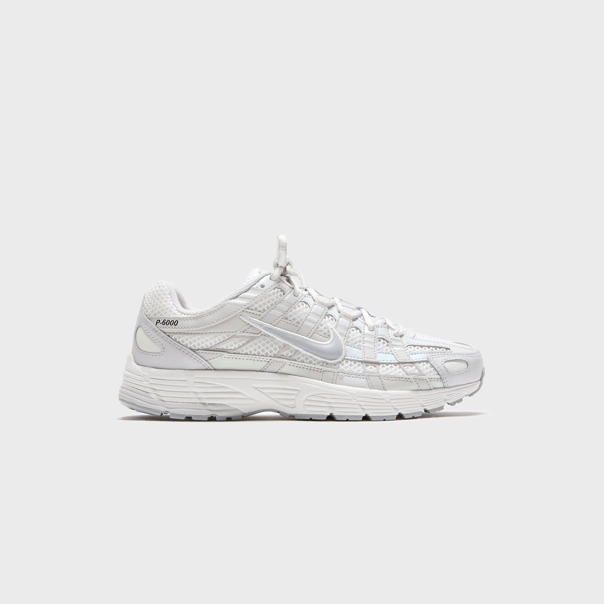 Nike WMNS P-6000 - Summit White / Wolf Grey / Vast Grey